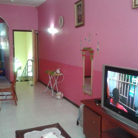 Seri Lagenda Apartment Kuah Exterior foto