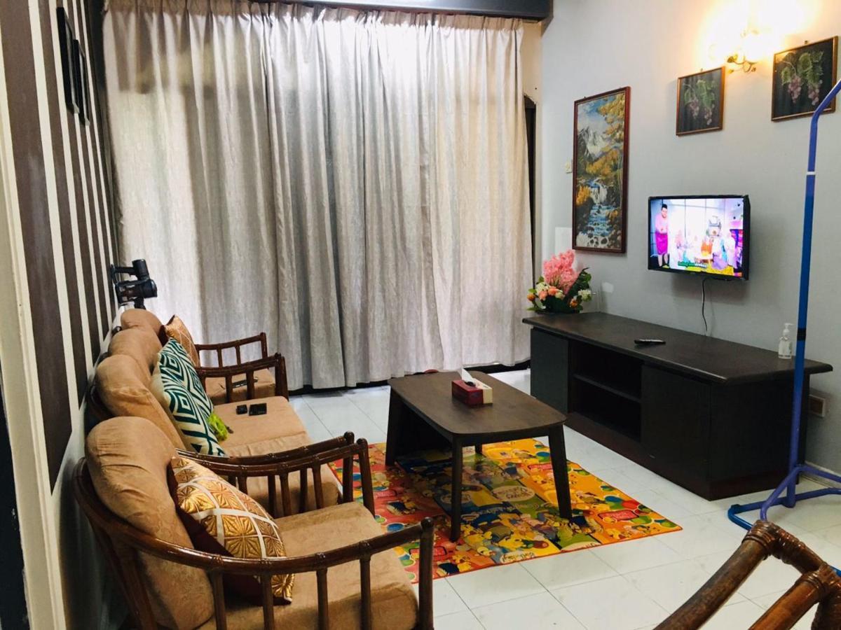 Seri Lagenda Apartment Kuah Exterior foto
